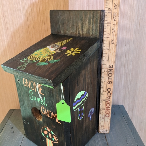 Handmade GNOME Cedar Wood Birdhouse - Picture 8 of 8